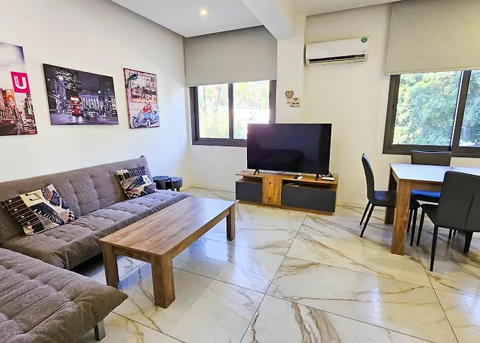 Mimi's Sunny アパート *